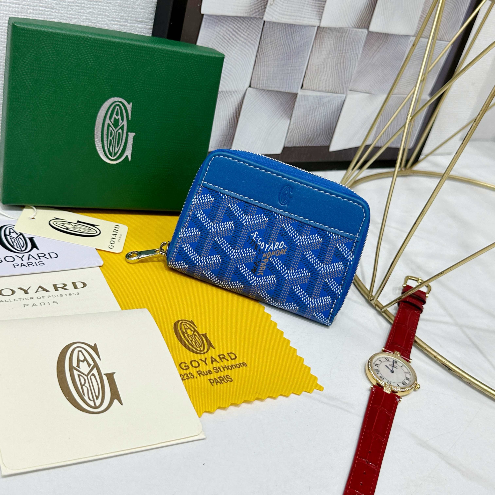 Accessories Womens Wallets — 99c1ae1b angle 1