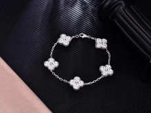 Accessories Necklaces — 3db68d1b